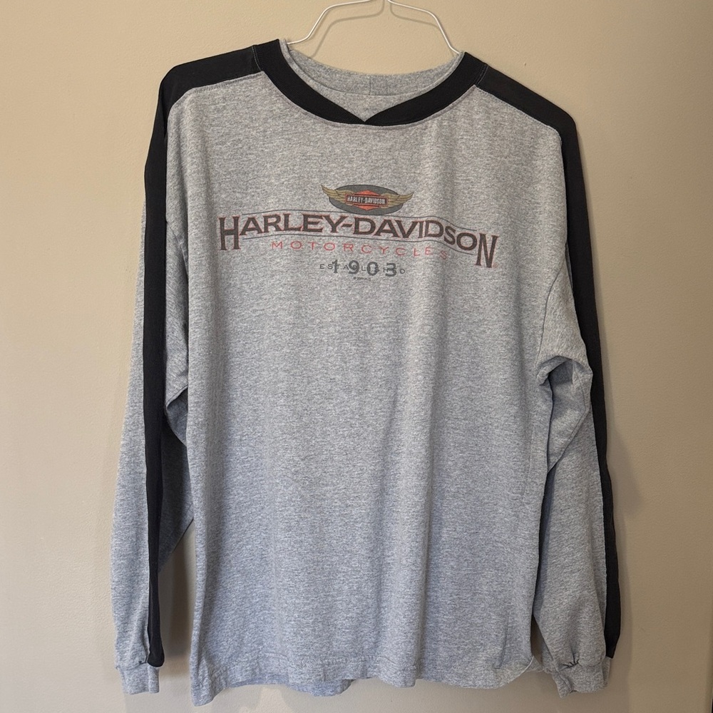 Men’s Harley Davidson long sleeve t shirt from the Bahamas, medium